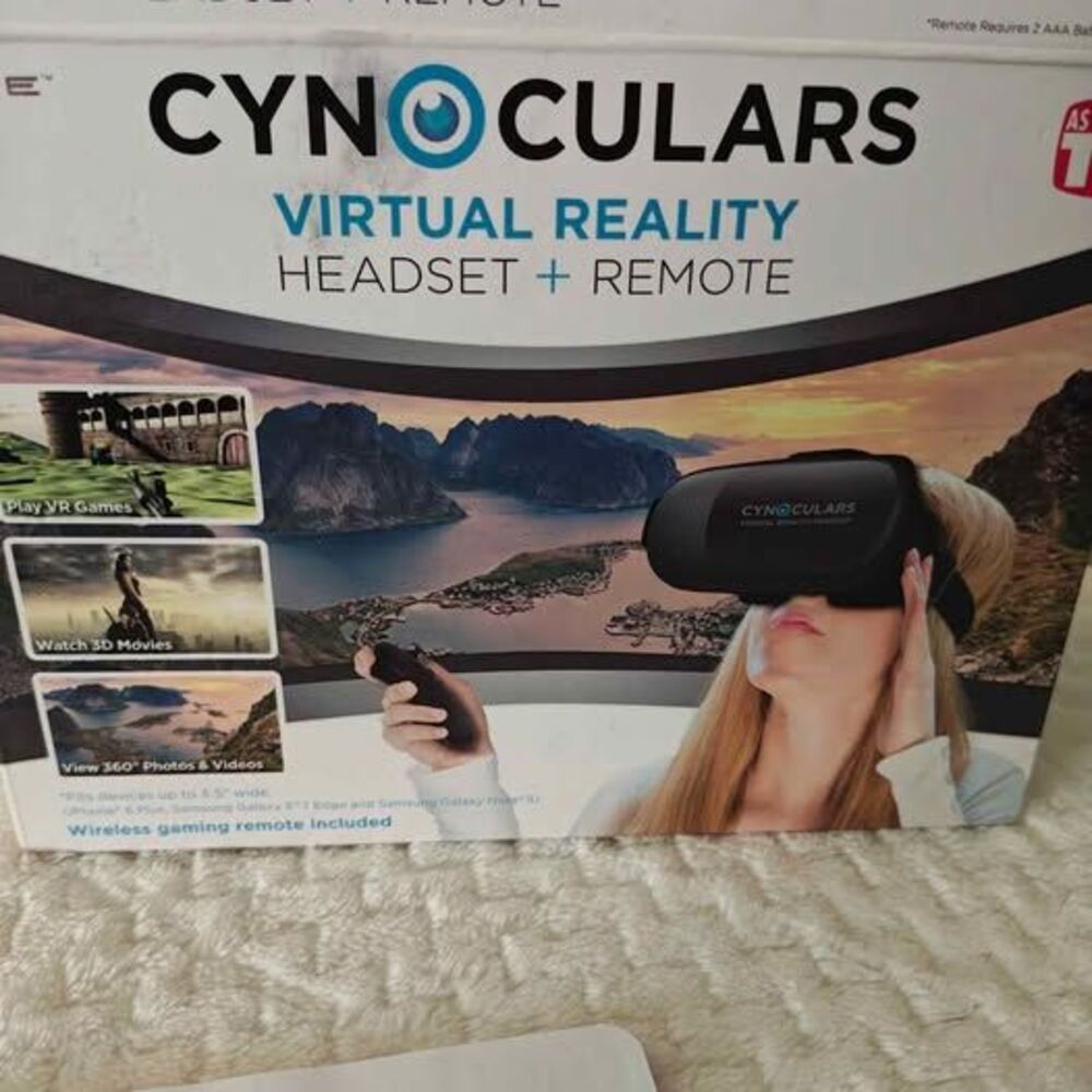 Cynoculars Virtual Reality Headset + Remote